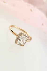 Sohobizuteria - Pierścionek POZŁACANY zaręczynowy kryształ kolor złoty