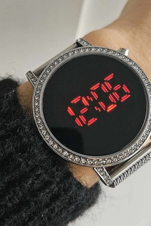 Zegarek damski SREBRNY kryształy elektroniczny LED magnetyczny pasek