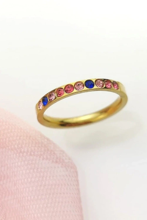 Złoty pierścionek obrączka ze stali chirurgicznej kolorowe kryształy